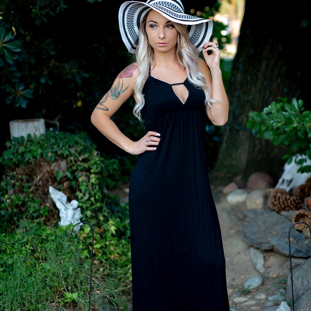 *NEW* Worn once. Black long maxi dress w/open back